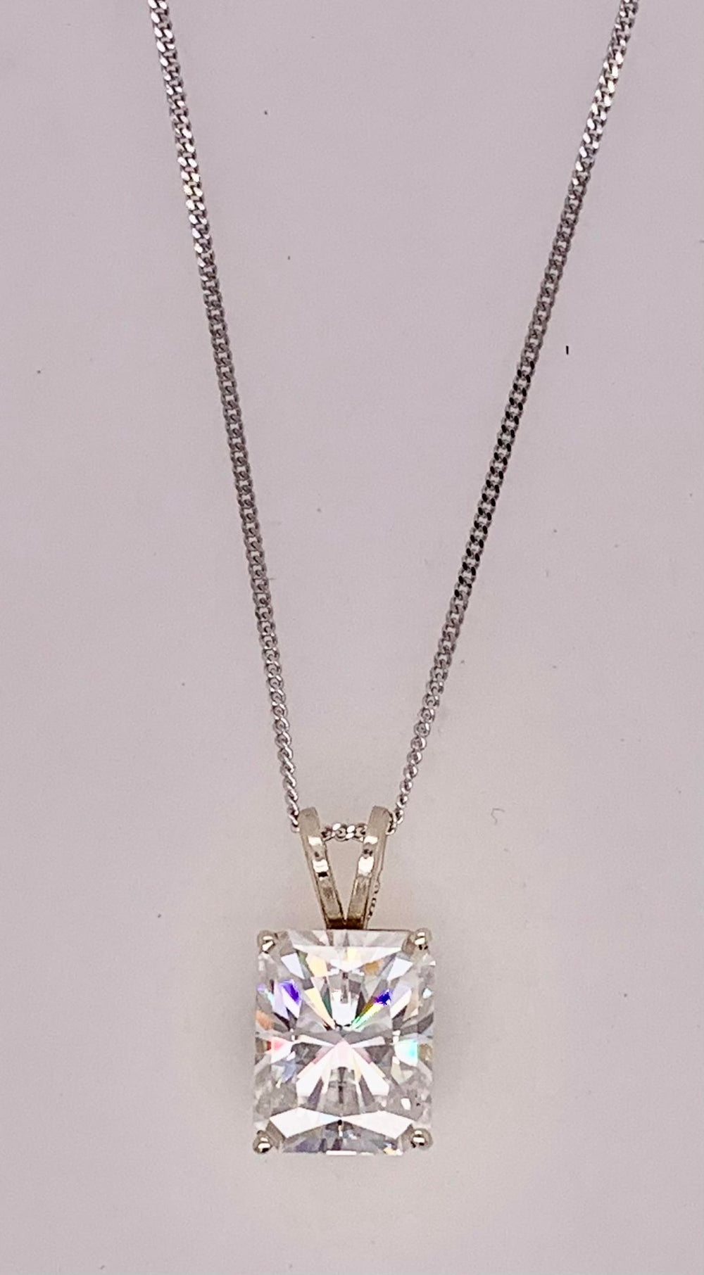 14K White Gold Cubic Zirconia Pendant Necklace