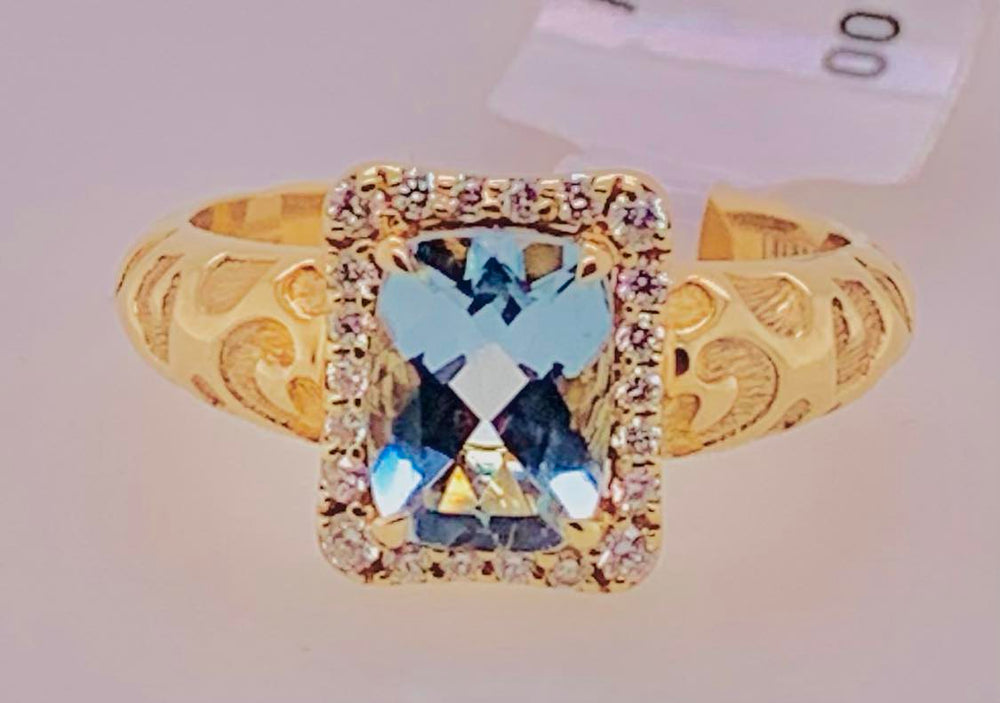 14K Aquamarine & Diamond Ring