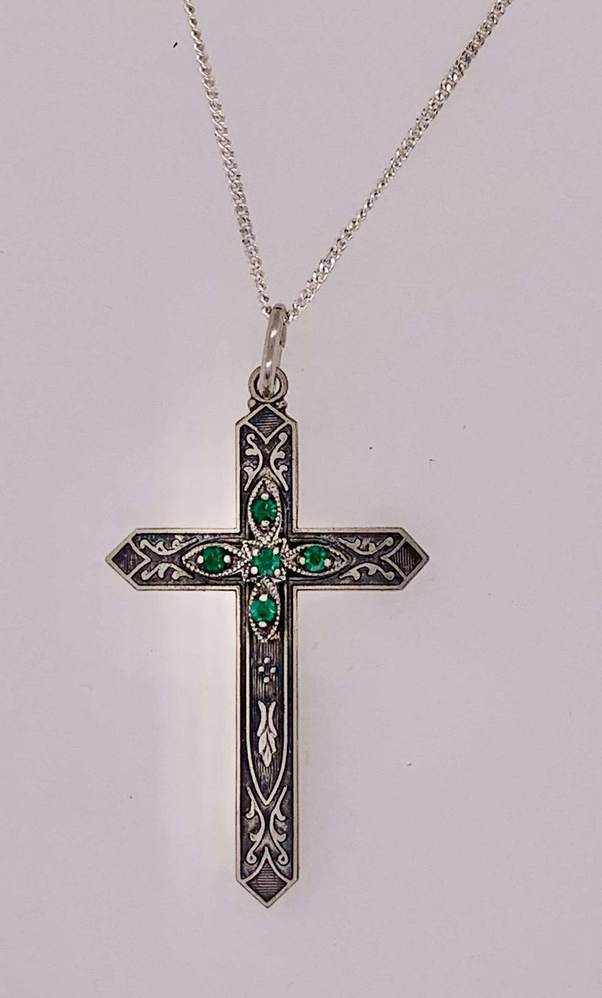 Estate Sterling Silver Cross Pendant Necklace