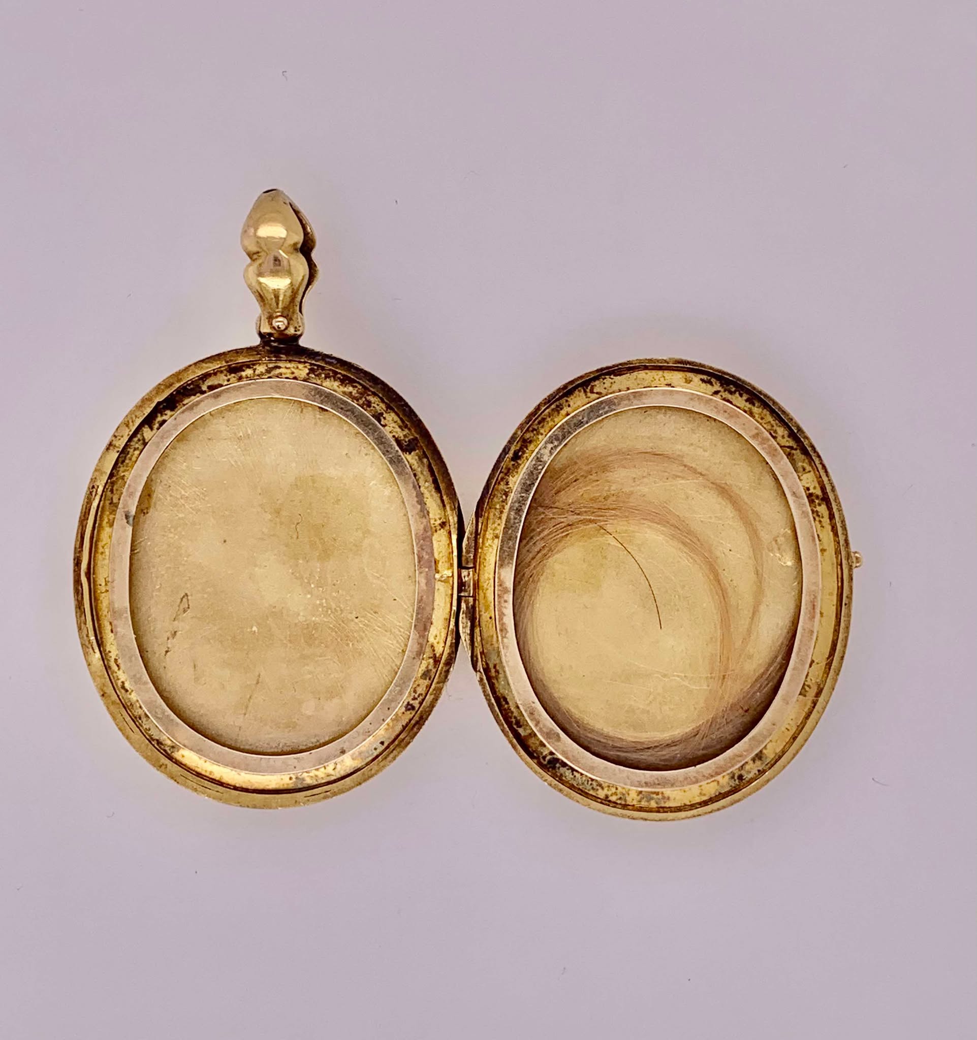 14K Estate Locket