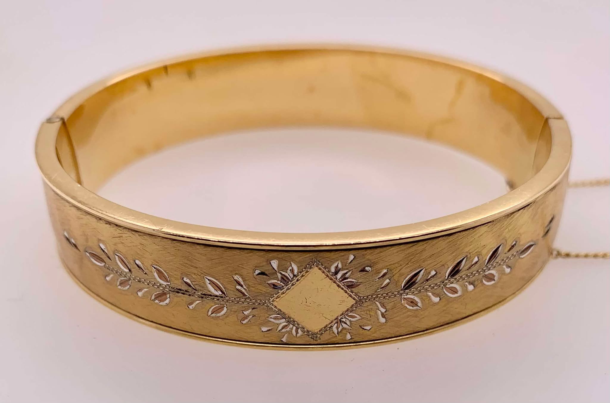 Vintage Estate Gold Filled Bangle