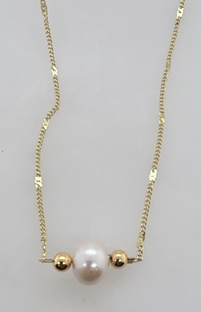 Freshwater Pearl Necklace