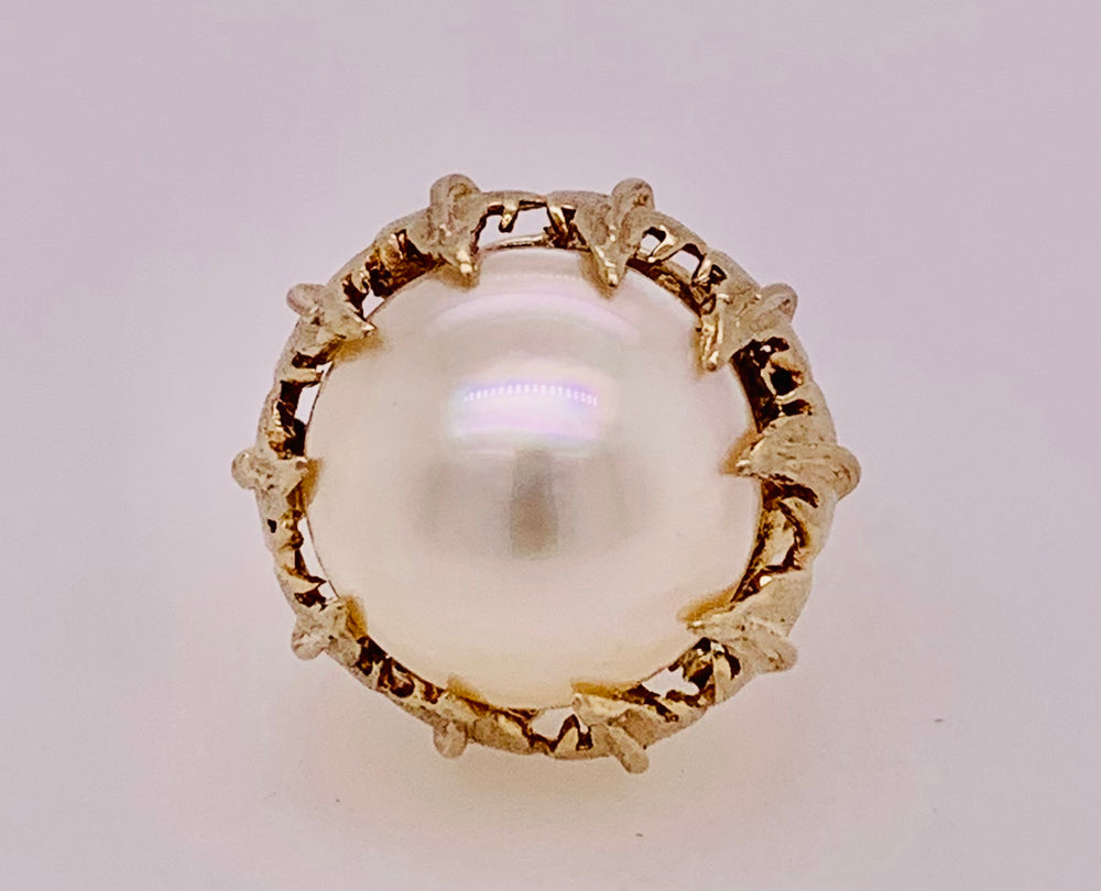 14K Yellow Gold Estate Mabe’ Pearl Ring