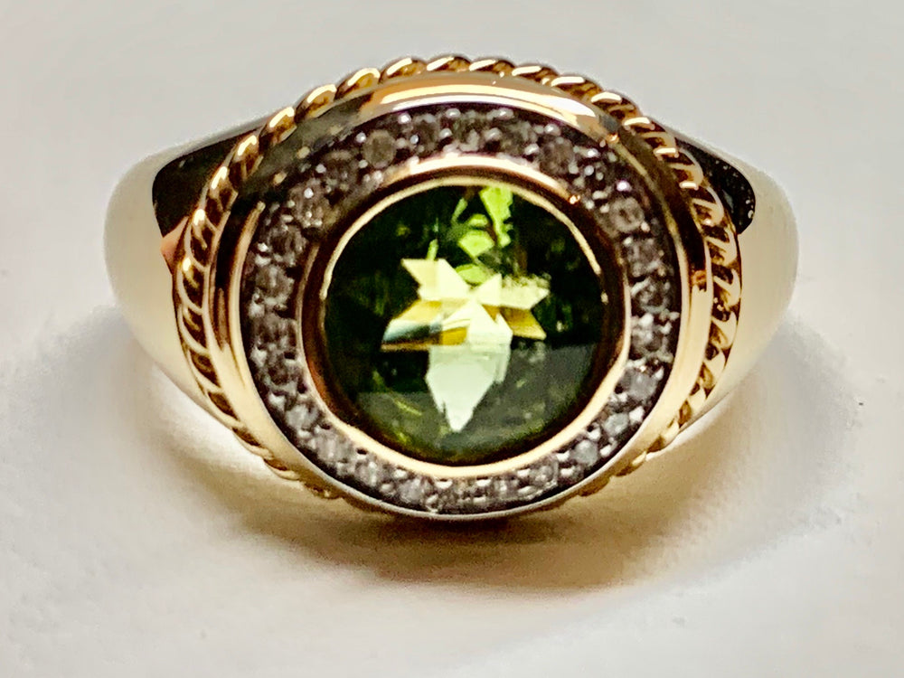 14K Yellow Gold Peridot & Diamond Ring