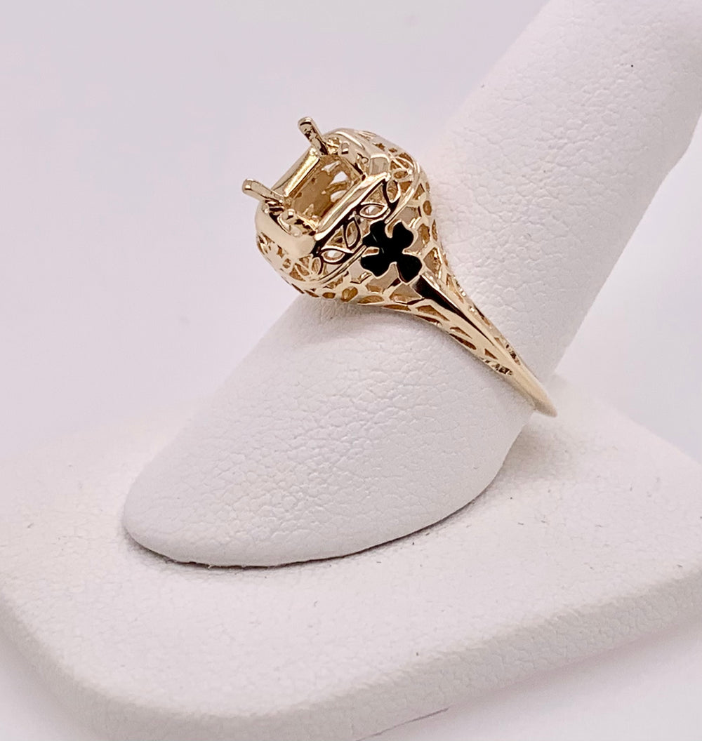 14K Yellow Gold Solitaire Mounting