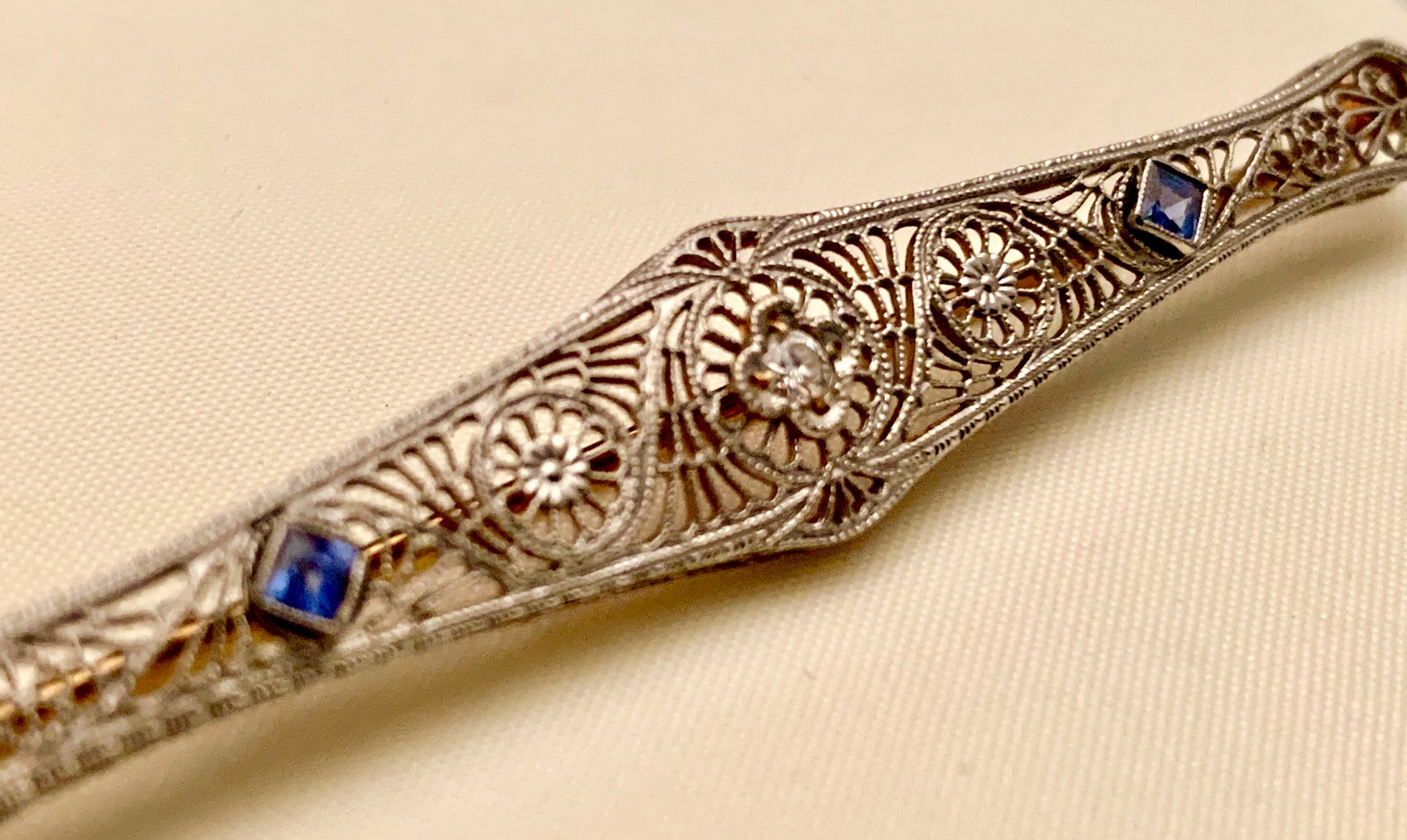 Art Deco Diamond Filigree Bar Pin 14k c. 1920 – Bavier Brook Antique Jewelry