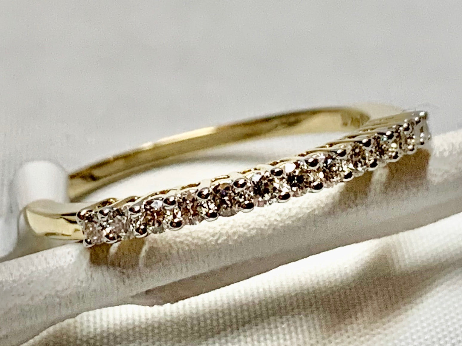 14K Yellow Gold Diamond Band